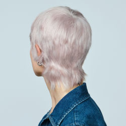 Pearlescent Shampoo image