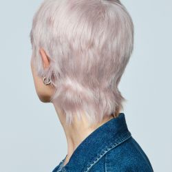 Pearlescent Shampoo And Conditioner image